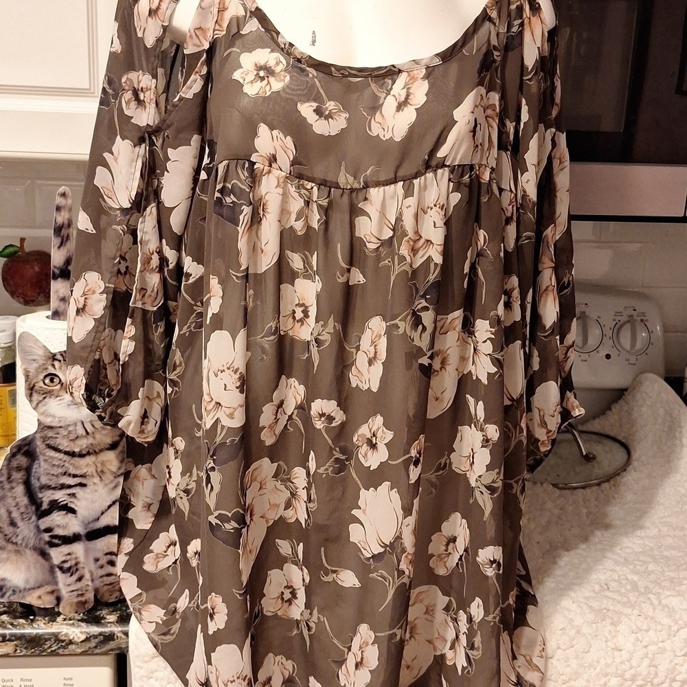U women's Torrid floral sheer 3/4 sleeve plus size top 3